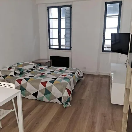 Budgetbnb 182, Proche Opera Appartement *